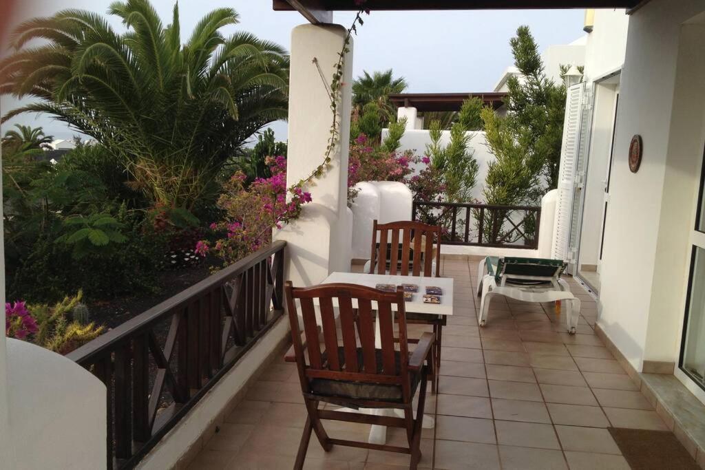 Villa Isa Sea Views Плая Бланка Екстериор снимка