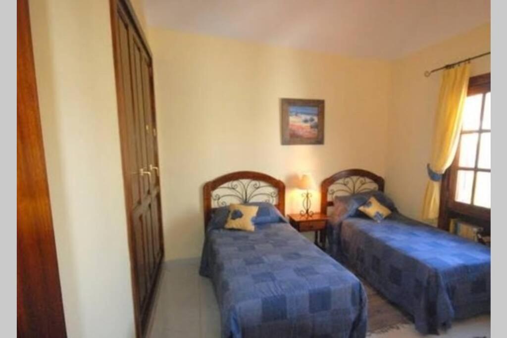 Villa Isa Sea Views Плая Бланка Екстериор снимка
