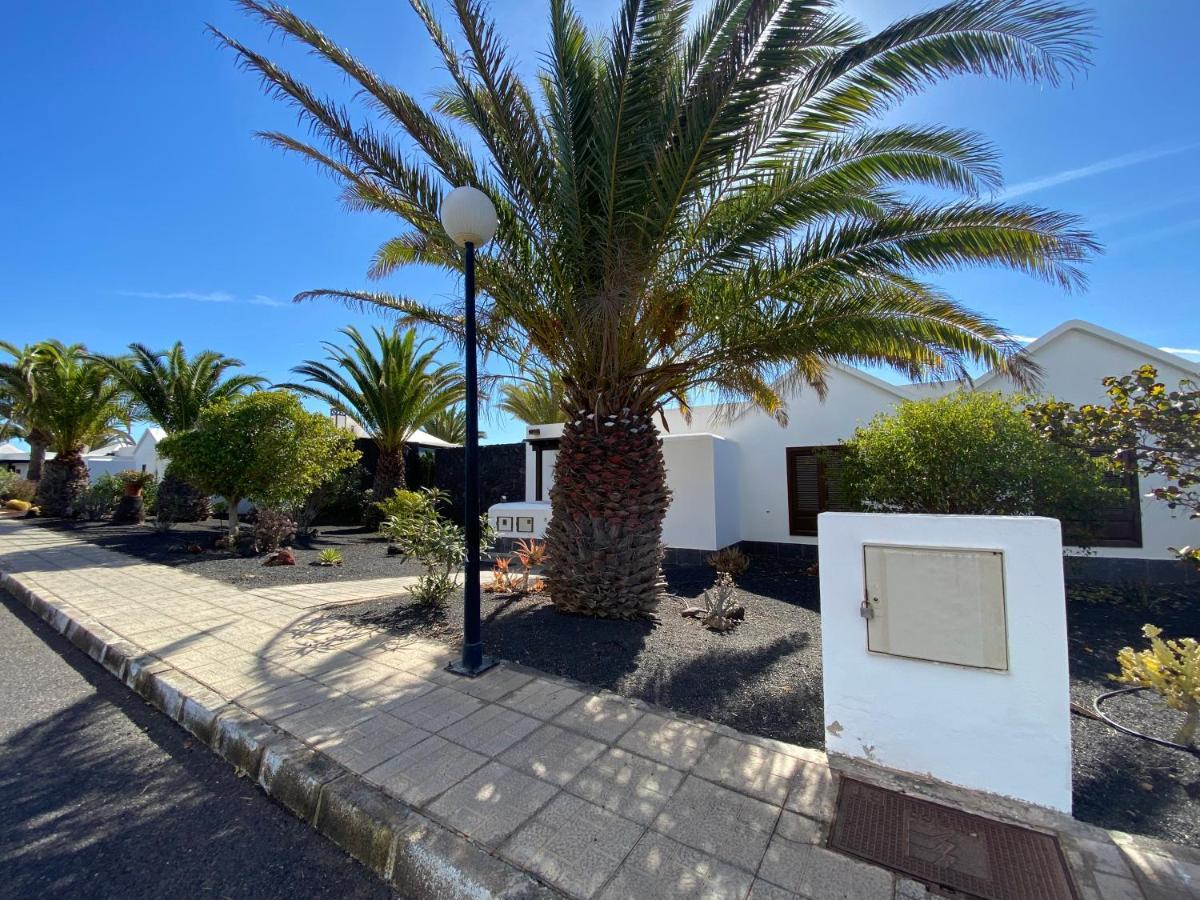 Villa Isa Sea Views Плая Бланка Екстериор снимка