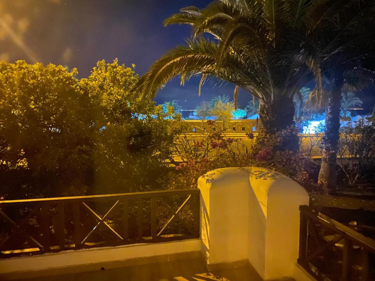 Villa Isa Sea Views Плая Бланка Екстериор снимка