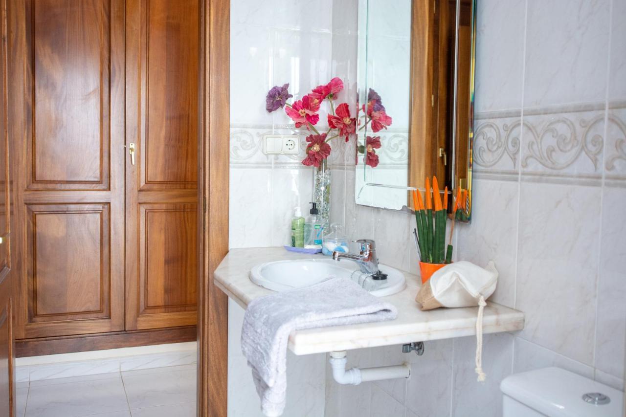 Villa Isa Sea Views Плая Бланка Екстериор снимка